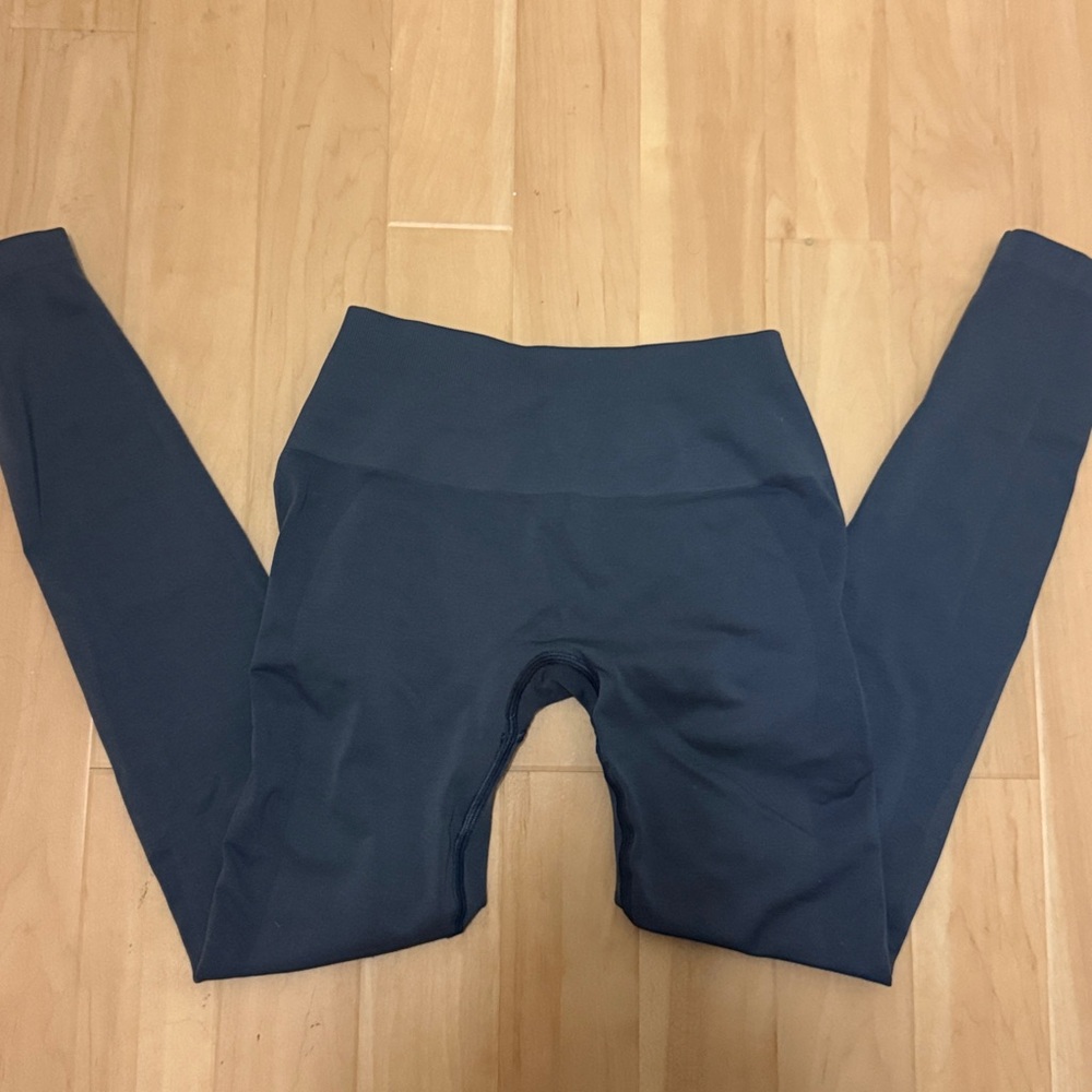 Alphalete Mid-rise Pump Legging - dusty navy